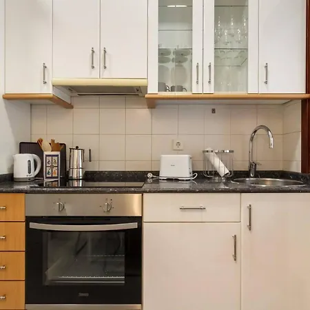 Vivienda Turística De Prestancia En Castaños, Apartamento *